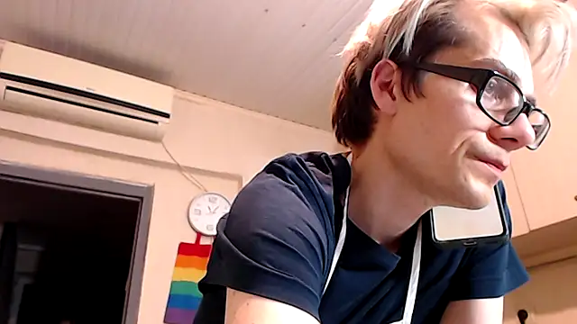 ShineMax18 online show from 12-07-24, 07:10