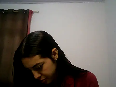 Snapshot of isabella048 chatting on 09-08-25, 05:45 isabella048 online show from 09-08-25, 05:45