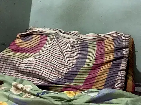 Snapshot of VastNoon95 chatting on 10-04-25, 06:06 VastNoon95 online show from 10-04-25, 06:06