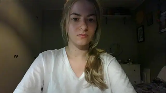 Snapshot of ROSIEx_sweet chatting on 01-07-26, 07:44 ROSIEx sweet online show from 01-07-26, 07:44