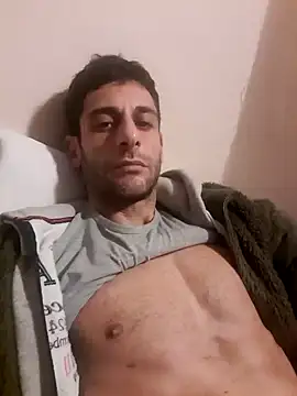 MrTamburine22 online show from 12-19-24, 02:24