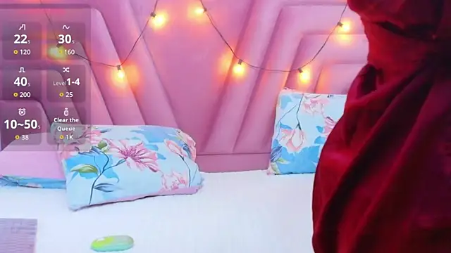 hornybarelylegalgirl online show from 04-22-26, 12:28