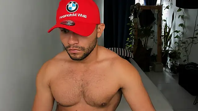 Snapshot of Travis_bakers chatting on 02-07-25, 01:11 Travis bakers online show from 02-07-25, 01:11