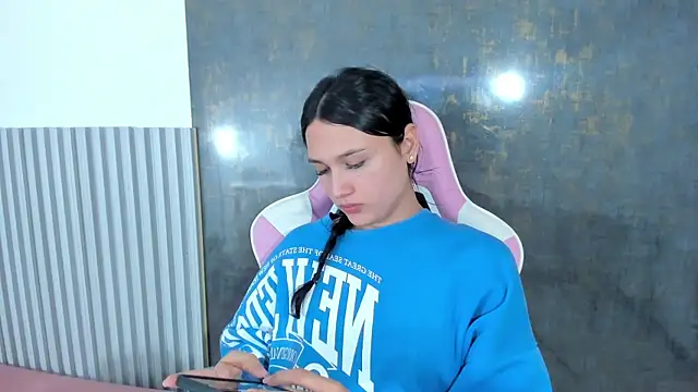 lana boomer online show from 10-19-25, 07:58