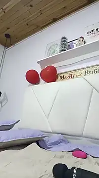 Snapshot of dholcee chatting on 12-15-24, 08:25 dholcee online show from 12-15-24, 08:25