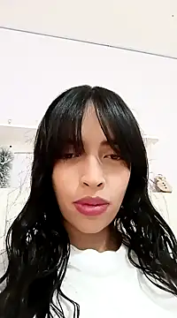 Snapshot of dholcee chatting on 01-09-25, 01:02 dholcee online show from 01-09-25, 01:02