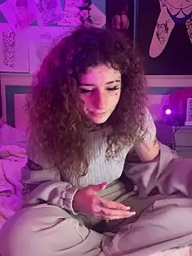 BlazyKitsune- online show from 02-05-26, 06:12