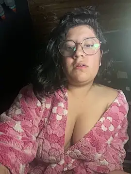Snapshot of Lia_mar_moon chatting on 02-21-26, 12:22 Lia mar moon online show from 02-21-26, 12:22
