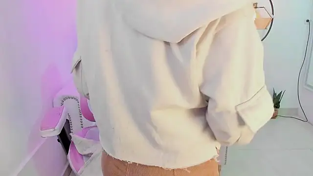 Theia moon online show from 03-05-25, 12:33