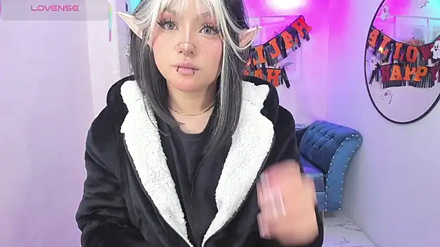 Theia moon online show from 11-01-25, 01:24