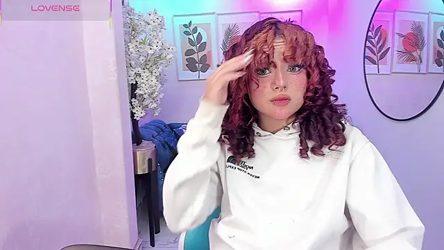 Theia moon online show from 11-19-25, 01:55