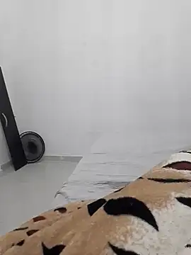 Leleko1997 online show from 11-24-25, 02:50