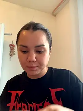 MiraMiss online show from 10-19-25, 05:52