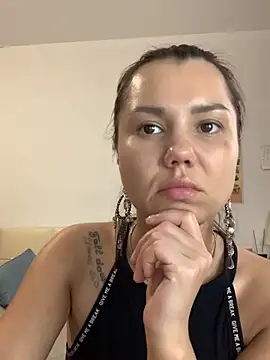 MiraMiss online show from 11-01-25, 10:50