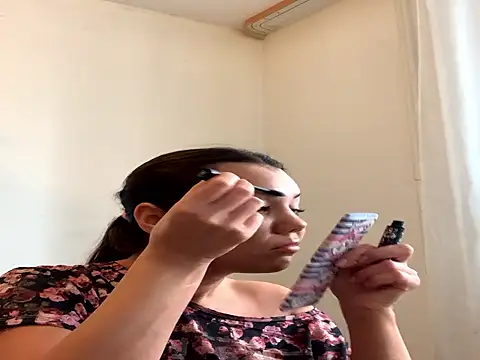 MiraMiss online show from 11-04-25, 09:52