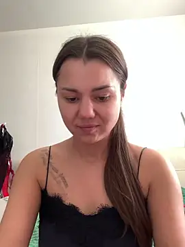 Snapshot of MiraMiss chatting on 05-31-26, 07:59 MiraMiss online show from 05-31-26, 07:59