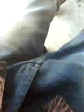 Snapshot of PracticalGum40 chatting on 01-05-25, 08:32 PracticalGum40 online show from 01-05-25, 08:32