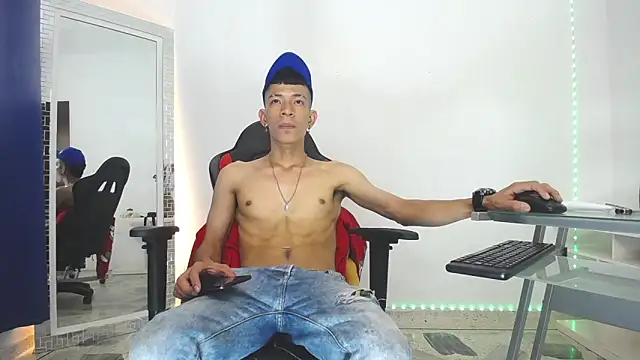 Favel Gomez7 online show from 01-14-25, 12:45