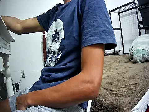 SkinnyLatinMan online show from 11-07-25, 05:35