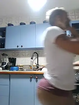 Alison fitness online show from 06-18-26, 10:52