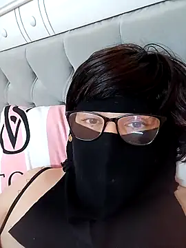 Snapshot of big_yoyo chatting on 02-09-25, 05:01 big yoyo online show from 02-09-25, 05:01