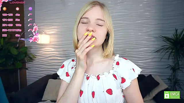 OdelinaFicken online show from 11-09-25, 04:11