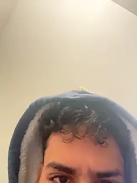 Snapshot of johnycash21 chatting on 12-18-25, 01:28 johnycash21 online show from 12-18-25, 01:28