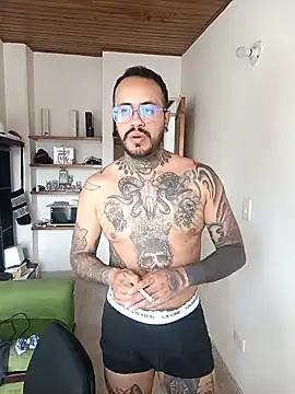 Nicky smith   online show from 12-12-24, 08:32