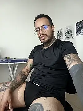 Nicky smith   online show from 12-12-24, 11:36