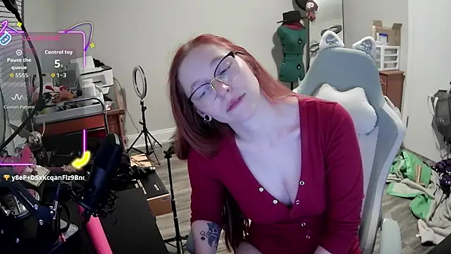 LilyFoxxx online show from 09-15-25, 03:28