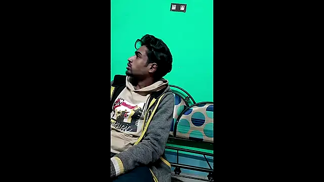 Snapshot of savage_lucifer8 chatting on 12-17-24, 08:32 savage lucifer8 online show from 12-17-24, 08:32