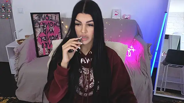 Tiffany lab online show from 10-08-25, 08:23