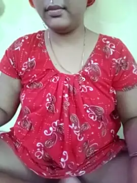 Snapshot of Super-Couple chatting on 06-13-26, 04:43 Super-Couple online show from 06-13-26, 04:43