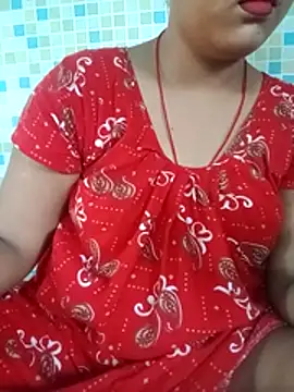 Snapshot of Super-Couple chatting on 06-29-26, 10:15 Super-Couple online show from 06-29-26, 10:15
