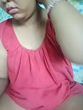 Snapshot of Super-Couple chatting on 06-30-26, 04:13 Super-Couple online show from 06-30-26, 04:13