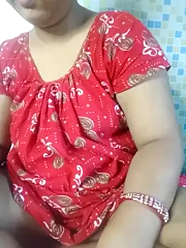Snapshot of Super-Couple chatting on 07-17-26, 02:40 Super-Couple online show from 07-17-26, 02:40