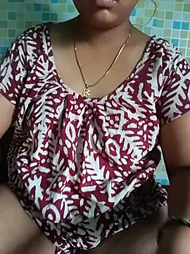 Snapshot of Super-Couple chatting on 07-30-26, 04:11 Super-Couple online show from 07-30-26, 04:11