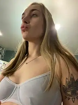 Burning girlss online show from 12-14-24, 09:40