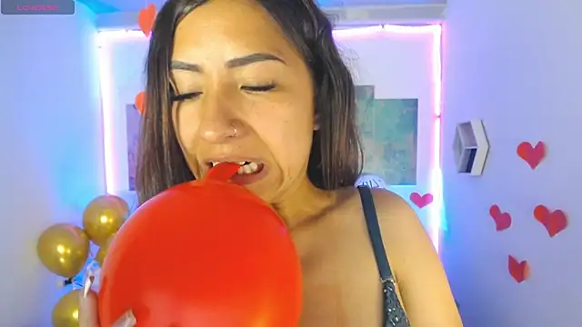 Sofi hot 4m online show from 02-19-25, 09:14