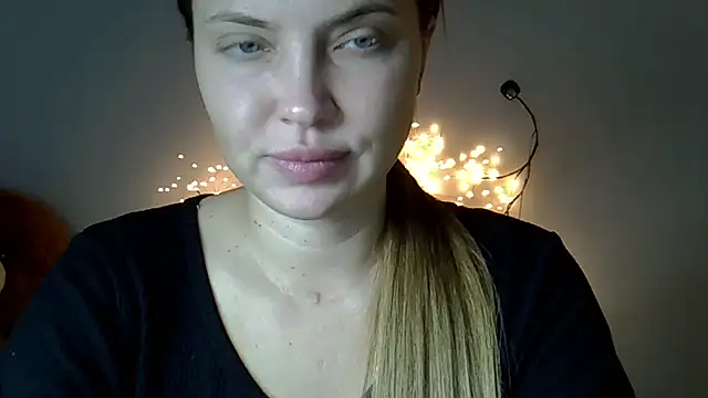 Lucky Anna online show from 03-10-26, 07:30