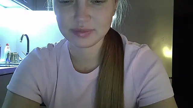 Lucky Anna online show from 03-11-26, 08:15