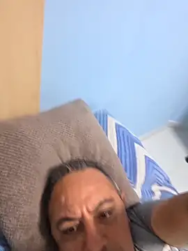 Snapshot of abdelhak33 chatting on 03-19-26, 07:40 abdelhak33 online show from 03-19-26, 07:40