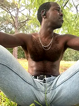 Melaneighted online show from 10-25-25, 09:20