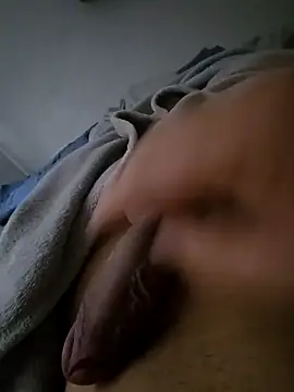 Snapshot of THOMS-90 chatting on 01-14-25, 01:49 THOMS-90 online show from 01-14-25, 01:49