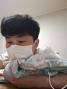 Snapshot of wlalsdldb112 chatting on 03-18-25, 08:03 wlalsdldb112 online show from 03-18-25, 08:03