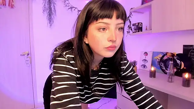 Francesca1  online show from 03-21-25, 05:54