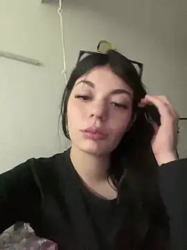 candycamiila online show from 08-01-26, 08:02