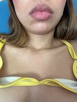 Aaliyah Salma online show from 07-12-26, 06:59