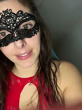 Snapshot of LeMagique- chatting on 03-06-25, 10:15 LeMagique- online show from 03-06-25, 10:15