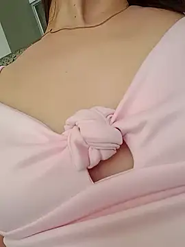 Snapshot of Catalinna_Thompson chatting on 01-11-25, 08:43 Catalinna Thompson online show from 01-11-25, 08:43